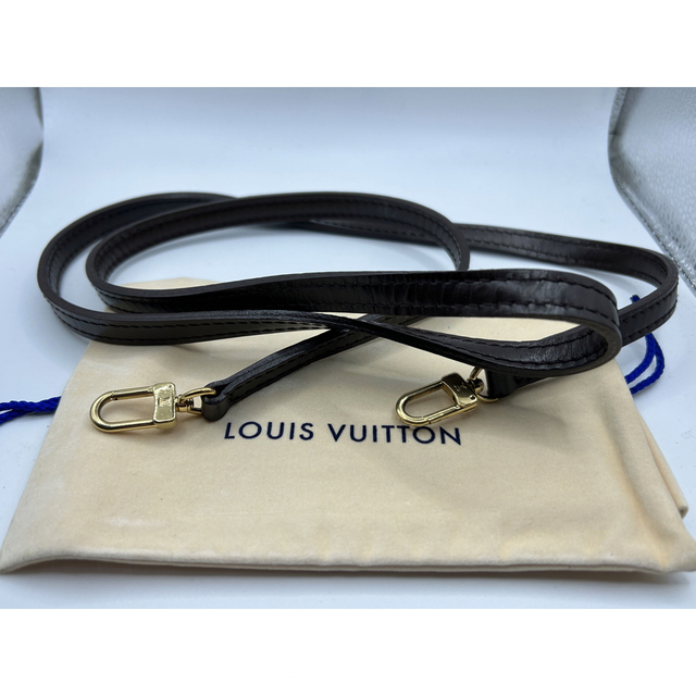 LOUIS VUITTON(ルイヴィトン)のルイヴィトン ダミエ ブラウン レザー 斜めがけ ショルダーストラップ 120㎝ レディースのバッグ(ショルダーバッグ)の商品写真