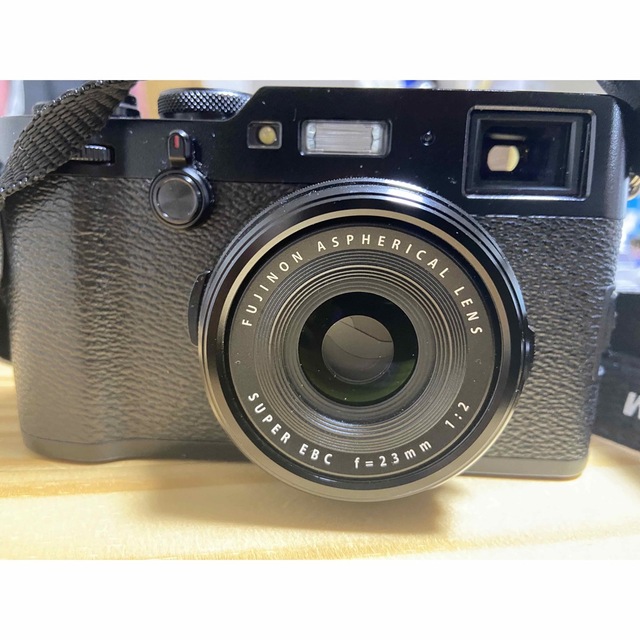 富士フイルム X100F ブラック カメラ 富士フイルム X100F ブラック カメラ
