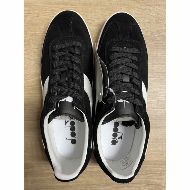 DIADORA(ディアドラ)の未使用 ディアドラ(DIADORA) PITCH ブラック(黒) 27.5cm メンズの靴/シューズ(スニーカー)の商品写真