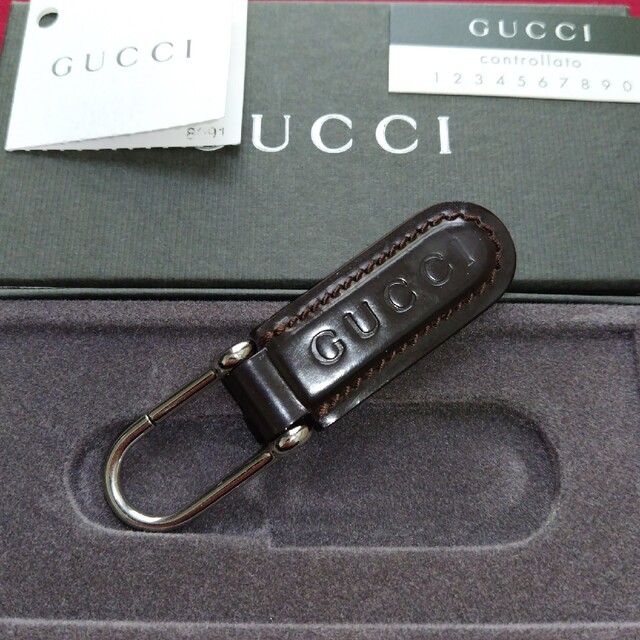 Gucci(グッチ)のGUCCIキーホルダー レディースのファッション小物(キーホルダー)の商品写真