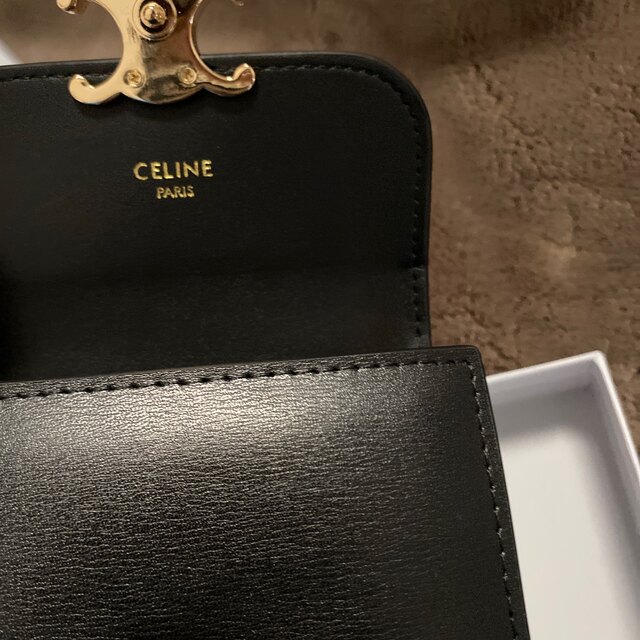 celine(セリーヌ)のCELINE 三つ折財布 レディースのファッション小物(財布)の商品写真