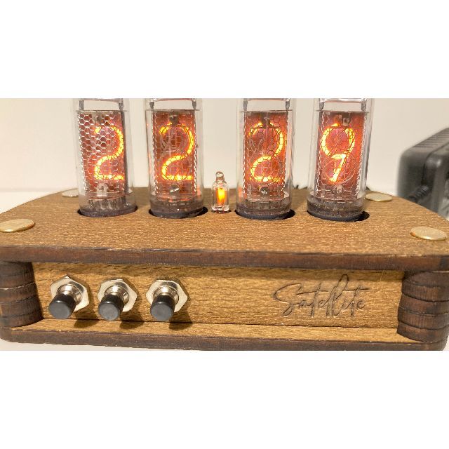 Nixie Tube Clock IN-14 レトロ  ニキシー管時計