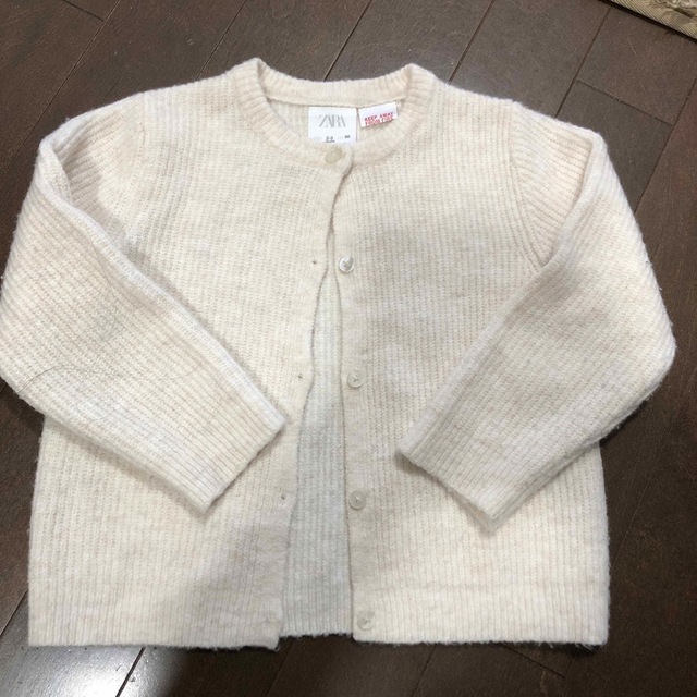 ZARA KIDS(ザラキッズ)のZARAカーディガン キッズ/ベビー/マタニティのキッズ服女の子用(90cm~)(カーディガン)の商品写真