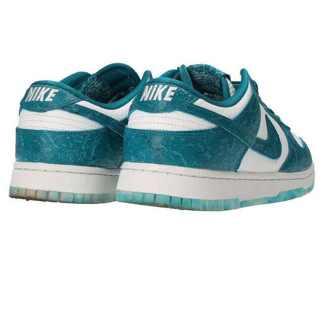 NIKE(ナイキ)のナイキ WMNS DUNK LOW OCEAN DV3029-100 ウィメンズダンクロウオーシャンスニーカー レディース 28cm レディースの靴/シューズ(スニーカー)の商品写真