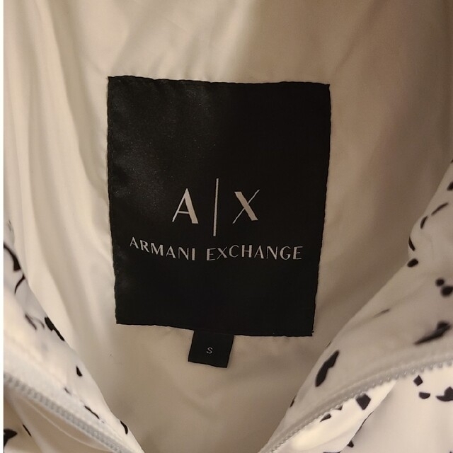 ARMANI EXCHANGE(アルマーニエクスチェンジ)のアルマーニエクスチェンジ ダウン メンズのジャケット/アウター(ダウンジャケット)の商品写真