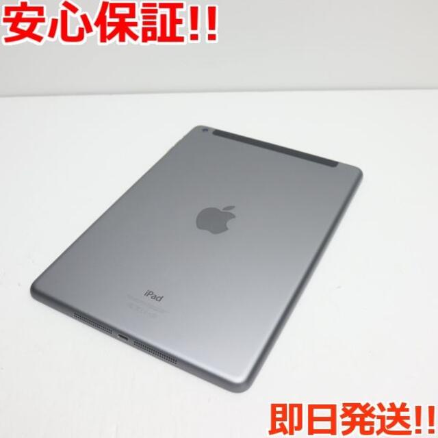 Apple(アップル)の新品同様 au iPad Air 16GB グレイ  M666 スマホ/家電/カメラのPC/タブレット(タブレット)の商品写真