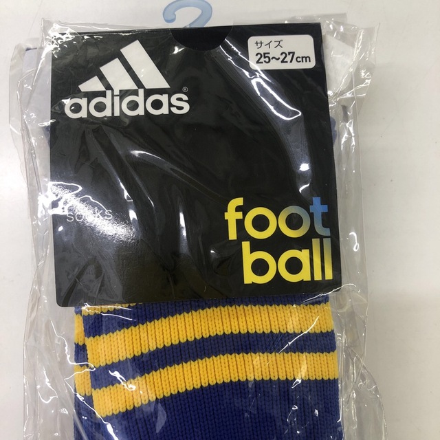 adidas(アディダス)のadidas サッカーストッキング　25-27cm 色違い2足セット スポーツ/アウトドアのサッカー/フットサル(ウェア)の商品写真