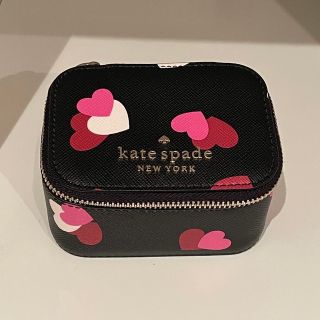 ケイトスペードニューヨーク(kate spade new york)のケイトスペード　ジュエリーボックス　アクセサリーポーチ　ハート(ポーチ)