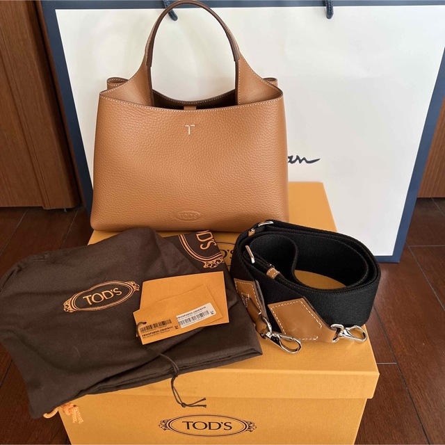 Ron Herman(ロンハーマン)のRon Herman  ロンハーマン　TOD'S  別注バッグ　完売品 レディースのバッグ(ショルダーバッグ)の商品写真