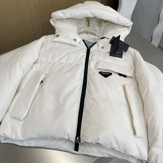 プラダ ファー(ブルー・ネイビー/青色系)の通販 53点 | PRADAを買う