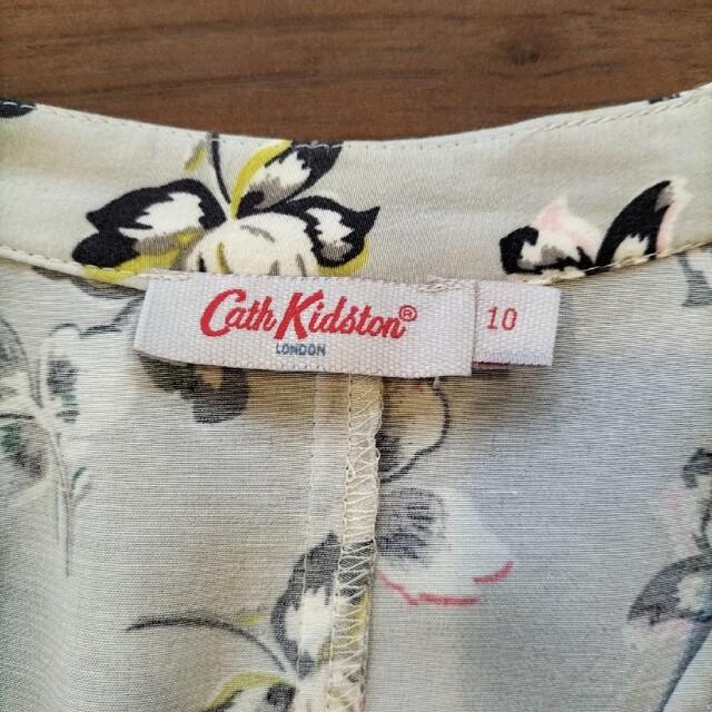 Cath Kidston(キャスキッドソン)のキャスキッドソン花柄ワンピース レディースのワンピース(ひざ丈ワンピース)の商品写真