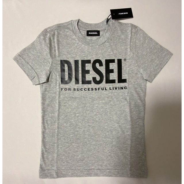 DIESEL(ディーゼル)の洗練されたデザイン　DIESEL　KIDS　Tシャツ　グレー　4Y キッズ/ベビー/マタニティのキッズ服男の子用(90cm~)(Tシャツ/カットソー)の商品写真