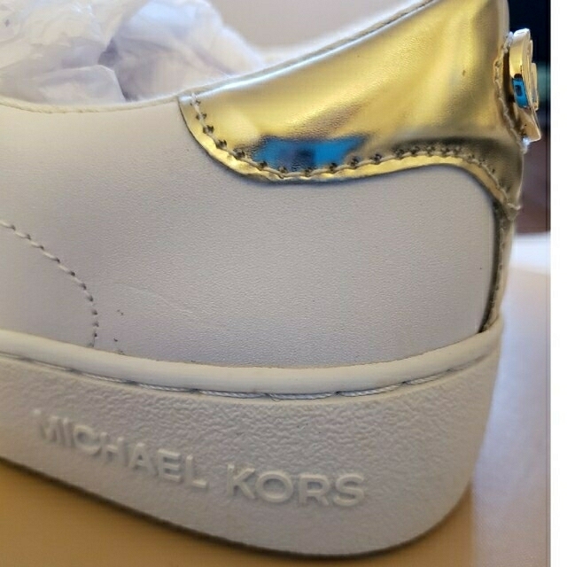 Michael Kors(マイケルコース)の新品　MICHAEL KORS　スニーカー レディースの靴/シューズ(スニーカー)の商品写真