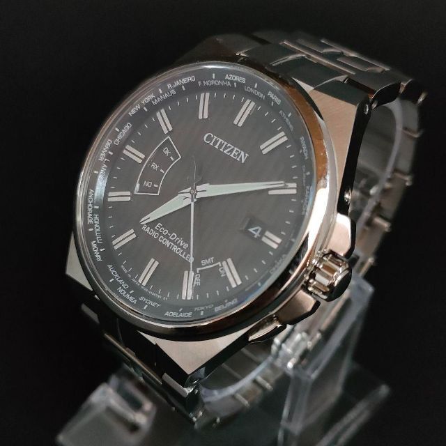 ブラックシルバー文字盤サイズ美品【稼働品】CITIZEN　シチズン　H145　ブラック　ソーラー　メンズ時計