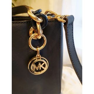 マイケルコース(Michael Kors)の【新品未使用】マイケル コースMICHAEL KORS CYNTHIAバッグ(ショルダーバッグ)