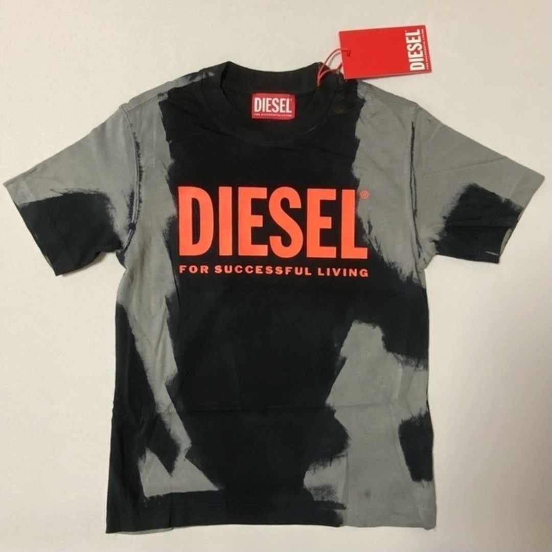 DIESEL(ディーゼル)のDIESEL　KID　タイダイ柄ロゴTシャツ　グレー/ブラック　8Y　正規品 キッズ/ベビー/マタニティのキッズ服男の子用(90cm~)(Tシャツ/カットソー)の商品写真