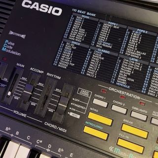 カシオ(CASIO)のCASIO MT-750(キーボード/シンセサイザー)