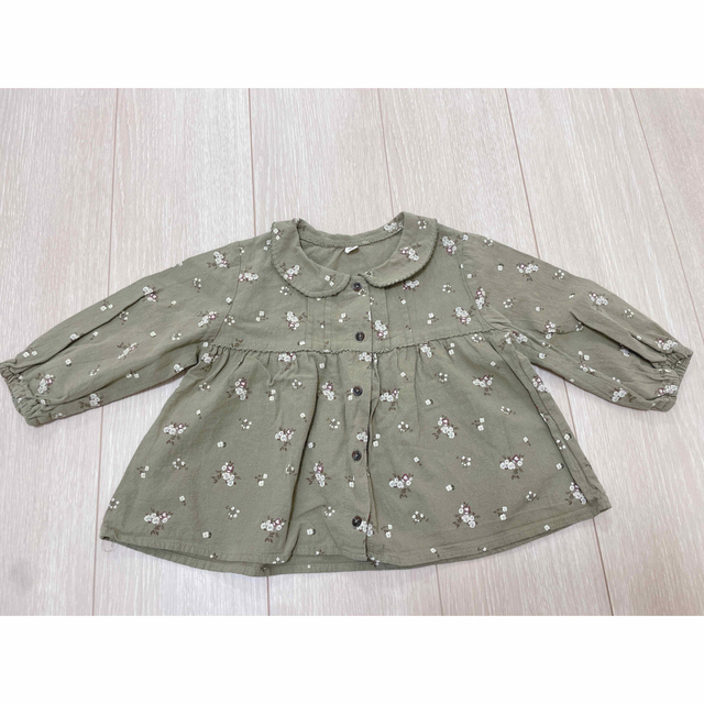 babyGAP(ベビーギャップ)のGAP 90 カーディガン　トップス　2枚セット キッズ/ベビー/マタニティのキッズ服女の子用(90cm~)(カーディガン)の商品写真