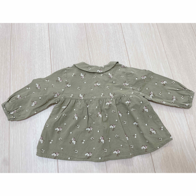 babyGAP(ベビーギャップ)のGAP 90 カーディガン　トップス　2枚セット キッズ/ベビー/マタニティのキッズ服女の子用(90cm~)(カーディガン)の商品写真