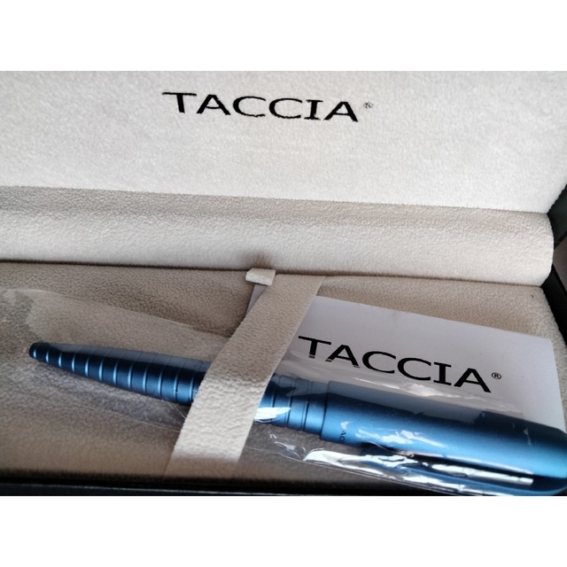 新品未使用　TACCIA　ピナクルボールペン ブルー　替芯付き　送料無料