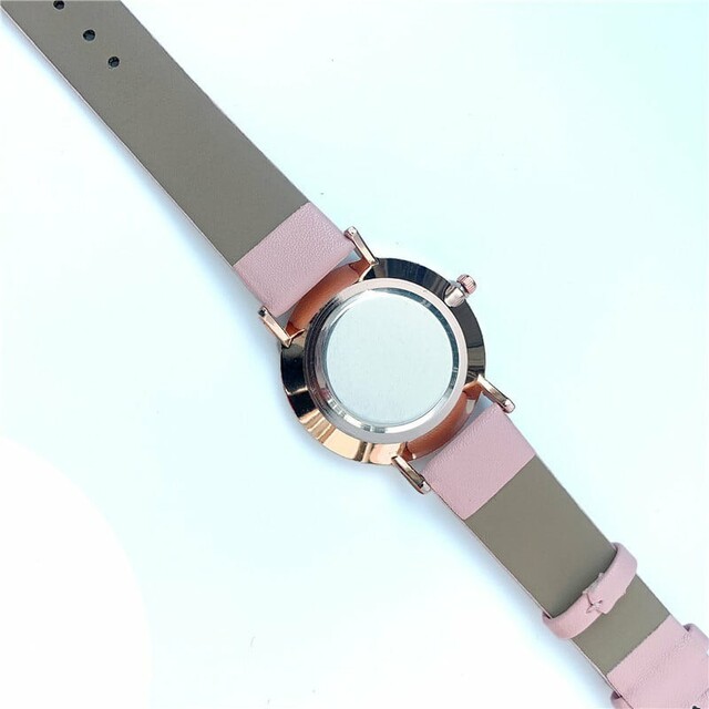 新品 送料無料 レディース 腕時計 クォーツ ピンク エンタメ/ホビーのCD(アニメ)の商品写真