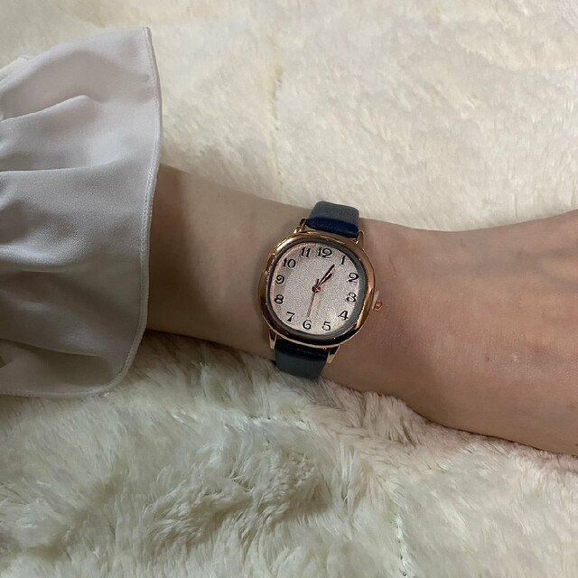 【人気商品】レディース 腕時計 クォーツ 紺色 シンプル お洒落 楽器のベース(その他)の商品写真