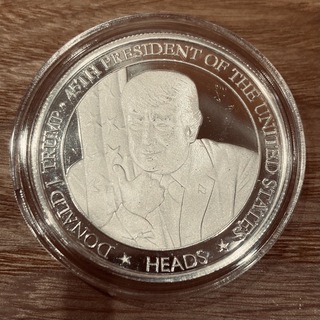 （レア！）トランプ大統領/バイデン大統領　1オンス フリップ銀貨(貨幣)