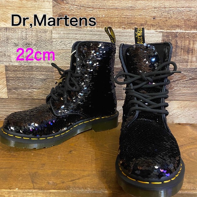 靴/シューズ【美品】Dr,Martens ドクターマーチン　スパンコール　ブラック　22cm