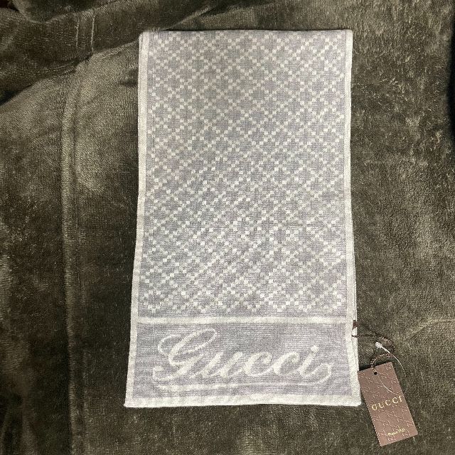 Gucci - 新品未使用 GUCCI マフラーの通販 by しのにー's shop｜グッチ