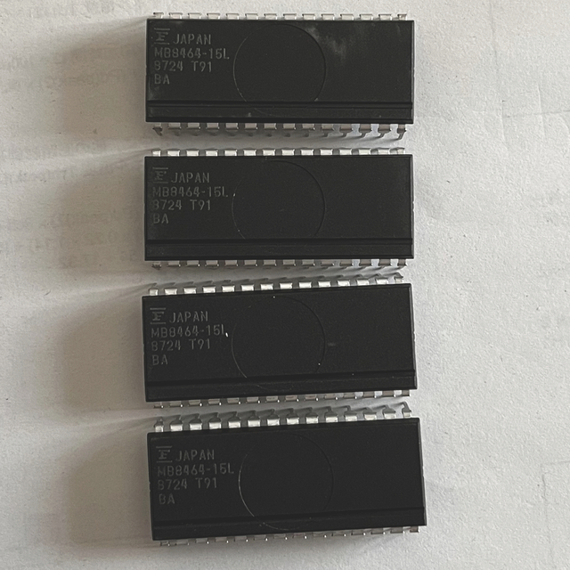 富士通(フジツウ)のFujitsu MB8464-15L 8k x 8bit SRAM  6個 スマホ/家電/カメラのPC/タブレット(PCパーツ)の商品写真
