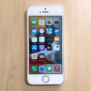 アイフォーン(iPhone)のiPhone SE(スマートフォン本体)