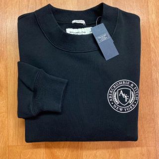 アバクロンビーアンドフィッチ(Abercrombie&Fitch)の新品【メンズXS】★アバクロ★人気の緩めシルエット！シンプルロゴトレーナー/黒(スウェット)