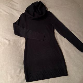 エイチアンドエム(H&M)のワンピース(ひざ丈ワンピース)