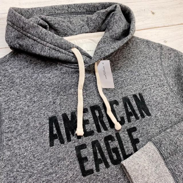 American Eagle(アメリカンイーグル)の新品【メンズL】★アメリカンイーグル★ウォッシュ加工ロゴパーカー/グレー メンズのトップス(パーカー)の商品写真