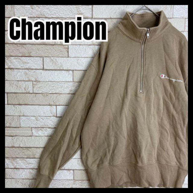 Champion(チャンピオン)のChampion ハーフジップ スウェット 刺繍 ワンポイント ジップアップ メンズのトップス(スウェット)の商品写真