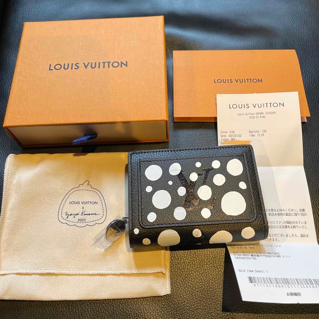 LOUIS VUITTON(ルイヴィトン)の新品　ルイヴィトン　財布　2023年新作　草間彌生コラボ レディースのファッション小物(財布)の商品写真