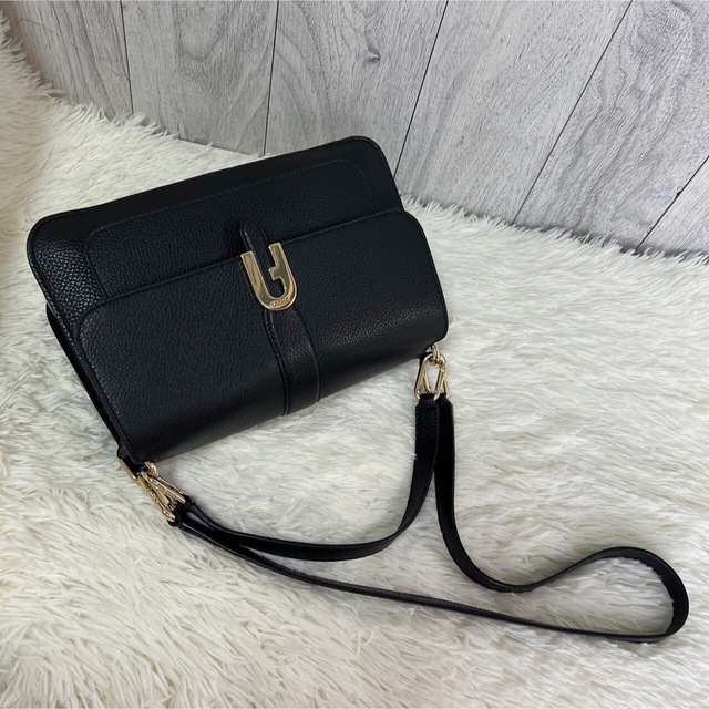 極美品♡保存袋♡説明書付♡Fロゴ金具♡フルラ レザー 2way ショルダーバッグ