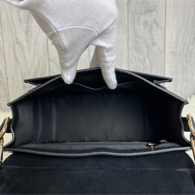 極美品♡保存袋♡説明書付♡Fロゴ金具♡フルラ レザー 2way ショルダーバッグ