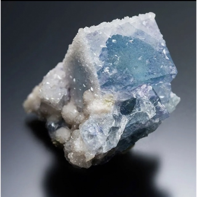 ヤオガンシャン ブルーフローライト F756 天然石 原石 鉱物標本 鉱石 蛍石