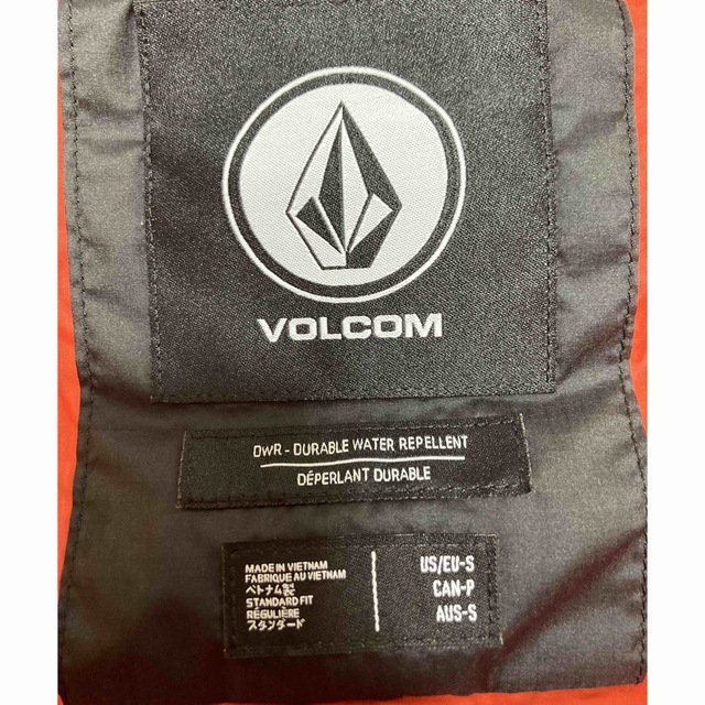 volcom(ボルコム)のVOLCOM ジャケット PUFF PUFF GIVE JACKET 未使用品 メンズのジャケット/アウター(ダウンジャケット)の商品写真