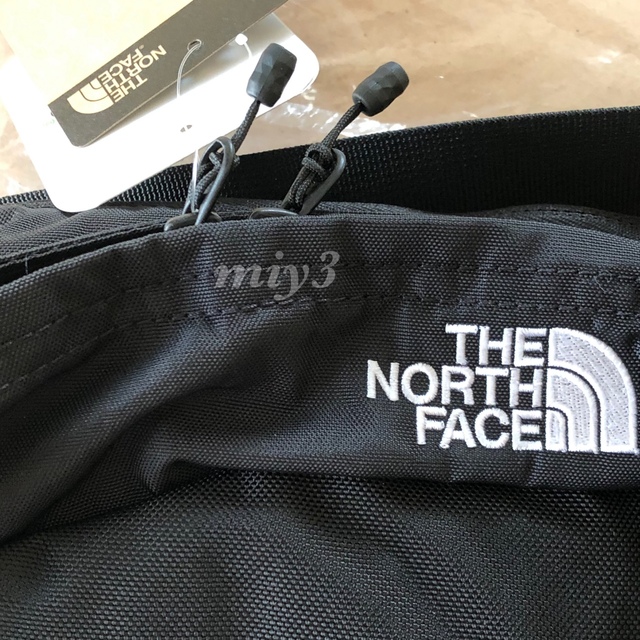 THE NORTH FACE(ザノースフェイス)の22SS ブラック★ノースフェイス ★スウィープ ウエストバッグ 新品 メンズのバッグ(ボディーバッグ)の商品写真