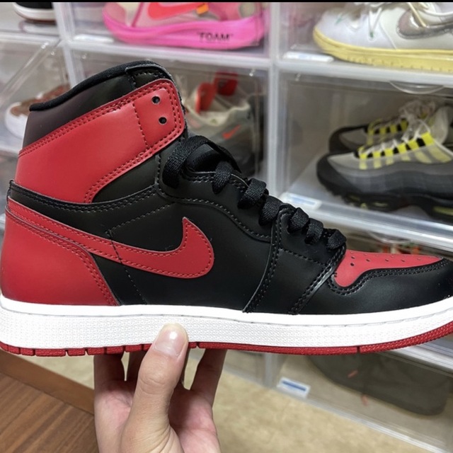 NIKE(ナイキ)のAIR JORDAN 1 patent BRED ジョーダン1 ブレッド メンズの靴/シューズ(スニーカー)の商品写真