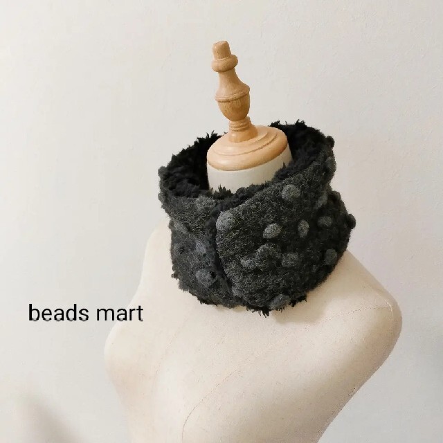 【送料無料＊再販】beads mart ハンドメイド マフラー ドットBK×BK レディースのファッション小物(ネックウォーマー)の商品写真