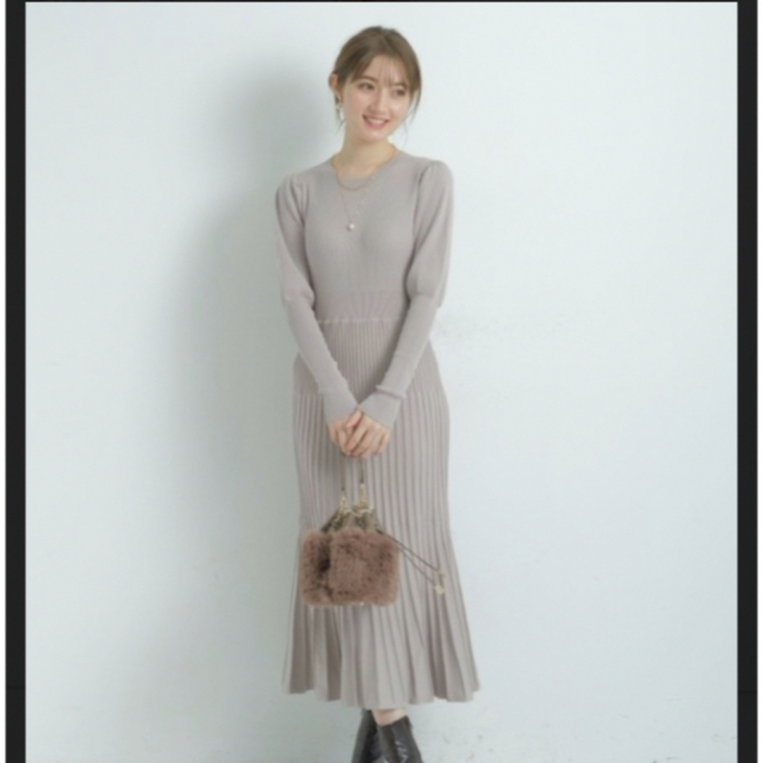 アプワイザーリッシェ 新品 2WAY衿付きニットワンピース-