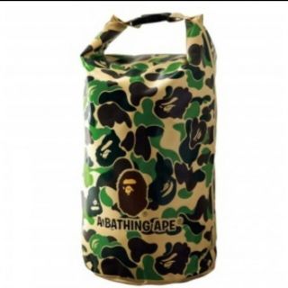 アベイシングエイプ(A BATHING APE)のa bathing ape ビニールバッグ(ボディーバッグ)