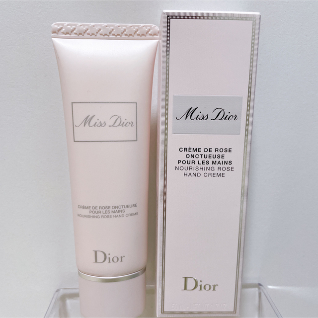 Dior(ディオール)のりな様専用Dior ハンドクリーム コスメ/美容のボディケア(ハンドクリーム)の商品写真