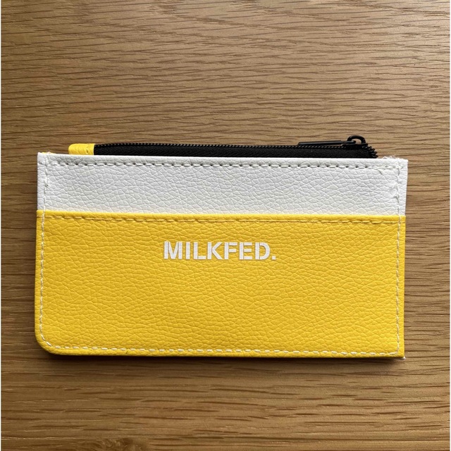 MILKFED.(ミルクフェド)のMILKFED.×PEANUTS カードケース レディースのファッション小物(パスケース/IDカードホルダー)の商品写真