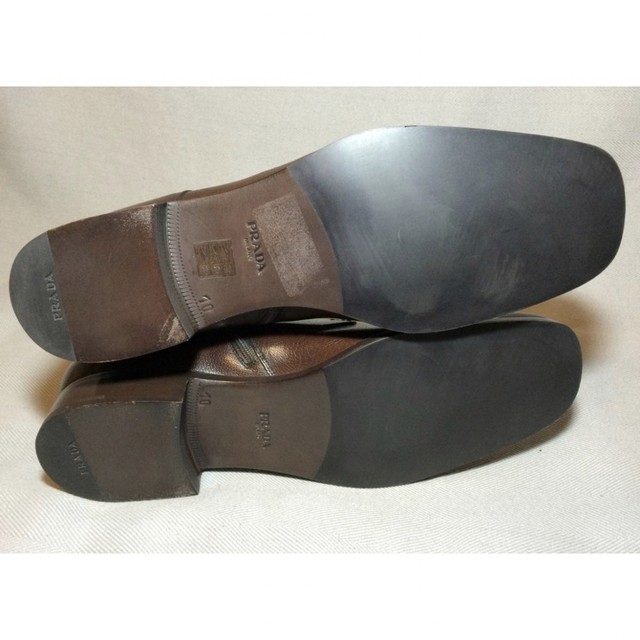 PRADA(プラダ)の新品 サイド ジップ レザー ブーツ 10 茶 革靴 PRADA  メンズの靴/シューズ(ブーツ)の商品写真