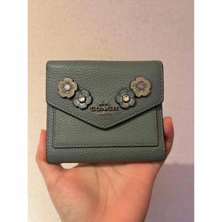 コーチ(COACH)のcoach  コーチ　ウォレット　財布　水色　中古　花(財布)