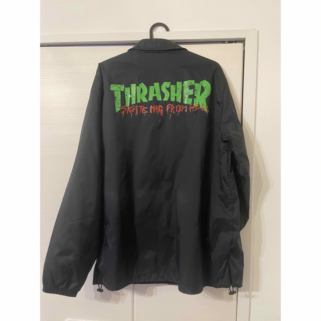 THRASHER(スラッシャー)のTHRASHER スラッシャー　コーチジャケット メンズのジャケット/アウター(フライトジャケット)の商品写真